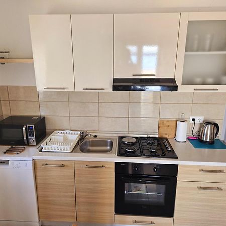 Apartments Cikac II - Modern Apartments By The Beach Мандре Екстериор снимка