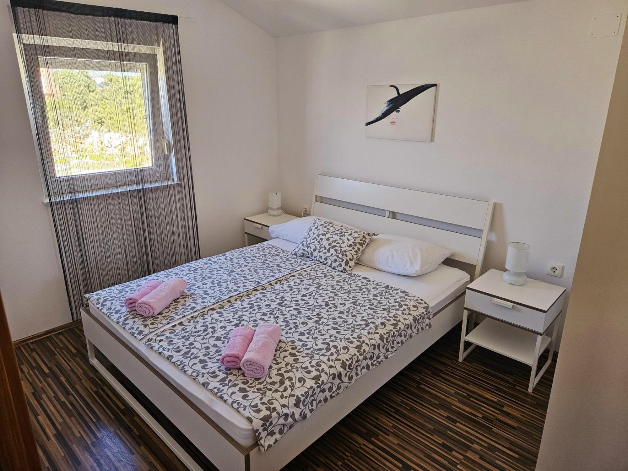 Apartments Cikac II - Modern Apartments By The Beach Мандре Екстериор снимка