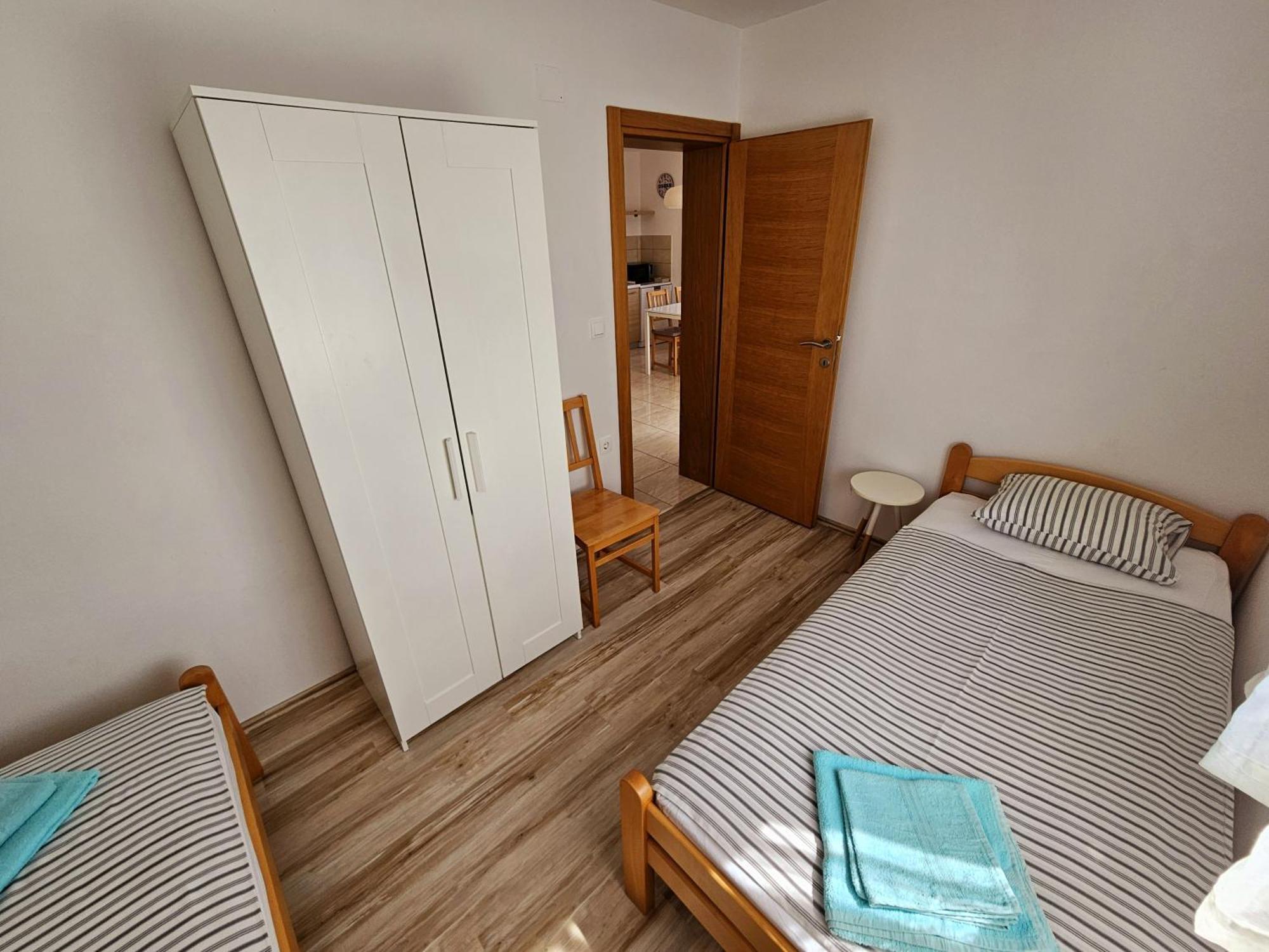 Apartments Cikac II - Modern Apartments By The Beach Мандре Екстериор снимка