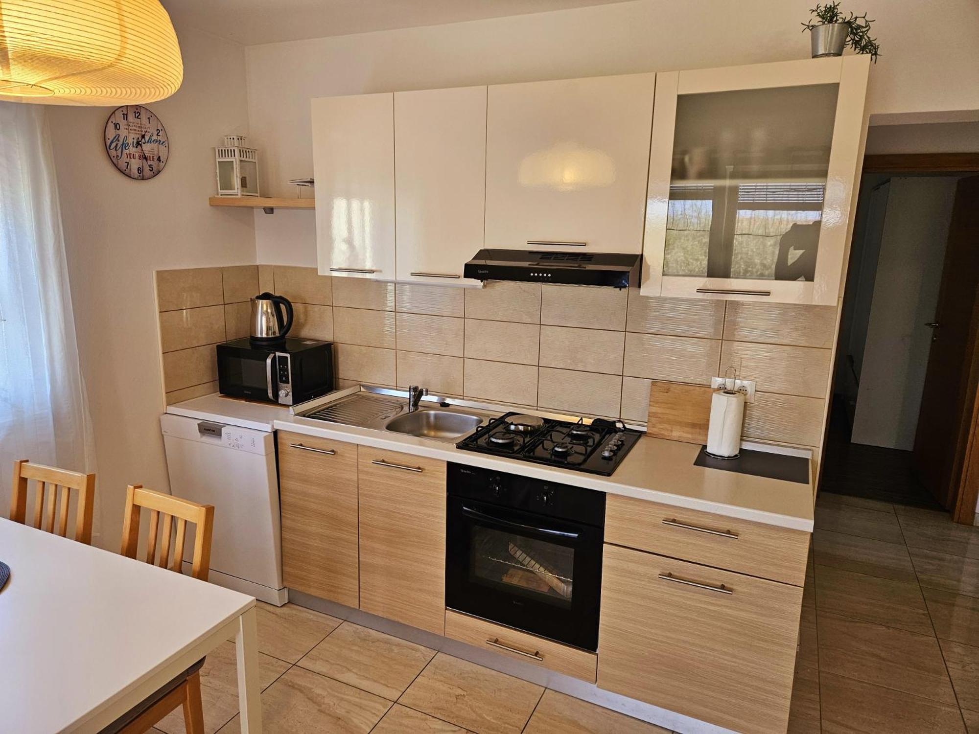 Apartments Cikac II - Modern Apartments By The Beach Мандре Екстериор снимка