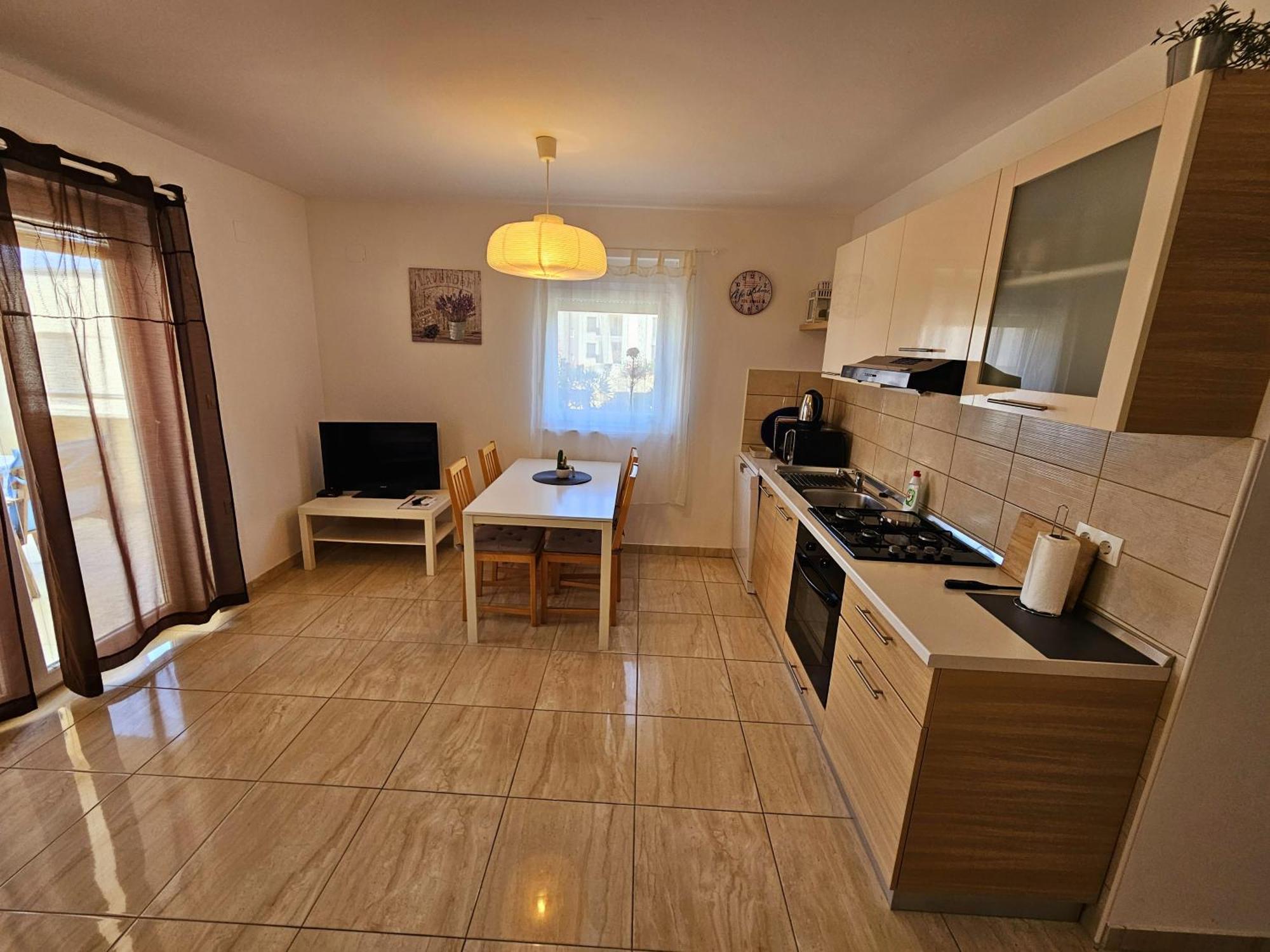 Apartments Cikac II - Modern Apartments By The Beach Мандре Екстериор снимка
